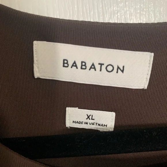 Babaton Contour Crew Shortsleeve Bodysuit (Rich Mocha Brown)- XL. Never worn. - Picture 4 of 5